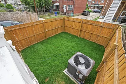 245 N Monastery Avenue, Baltimore, MD 21229 - Photo 37