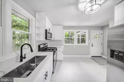 916 E Belvedere Avenue, Baltimore, MD 21212 - Photo 13