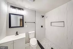 916 E Belvedere Ave, Baltimore, MD 21212 - Photo 27