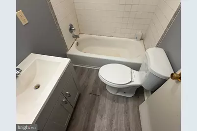 2624 E Hoffman Street, Baltimore, MD 21213 - Photo 17
