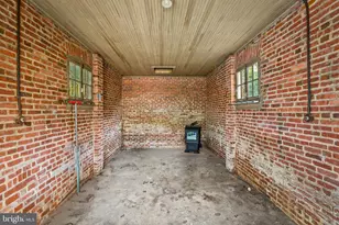 211 Chancery Rd, Baltimore, MD 21218 - Photo 55