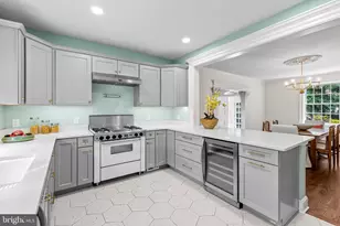 211 Chancery Rd, Baltimore, MD 21218 - Photo 17