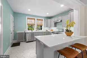 211 Chancery Rd, Baltimore, MD 21218 - Photo 15