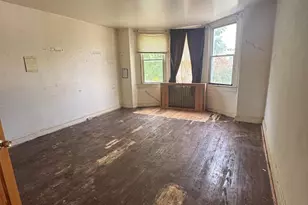 729 E 41st St, Baltimore, MD 21218 - Photo 17