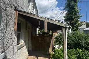 729 E 41st St, Baltimore, MD 21218 - Photo 27