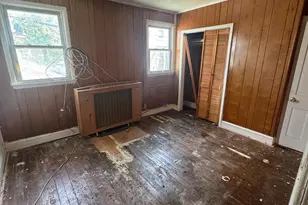 729 E 41st St, Baltimore, MD 21218 - Photo 15