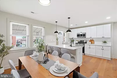 817 Wildwood Parkway, Baltimore, MD 21229 - Photo 9