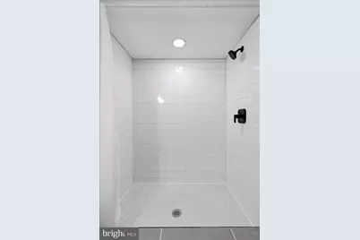 817 Wildwood Parkway, Baltimore, MD 21229 - Photo 25