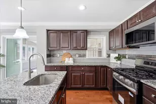 4509 Rokeby Rd, Baltimore, MD 21229 - Photo 9