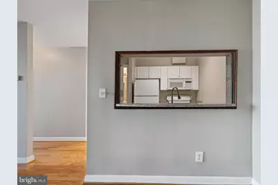 100 Harborview Drive #307, Baltimore, MD 21230 - Photo 9