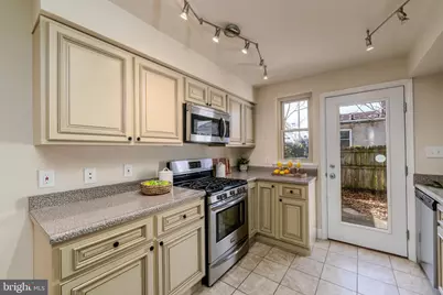 336 S Collington Avenue S, Baltimore, MD 21231 - Photo 11