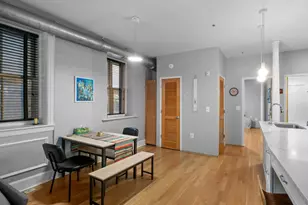 104 W Madison St, Baltimore, MD 21201 - Photo 9