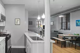 104 W Madison St, Baltimore, MD 21201 - Photo 11