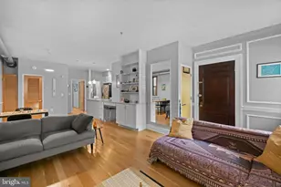 104 W Madison St, Baltimore, MD 21201 - Photo 7