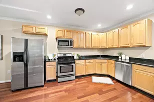 142 N Linwood Ave, Baltimore, MD 21224 - Photo 7