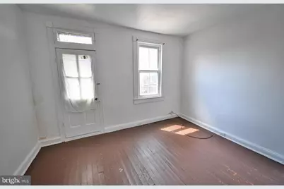 10 S Ellwood Avenue, Baltimore, MD 21224 - Photo 15
