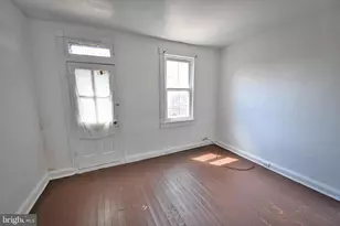 10 S Ellwood Ave, Baltimore, MD 21224 - Photo 15