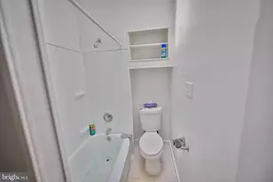 10 S Ellwood Ave, Baltimore, MD 21224 - Photo 13