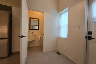 804 E North Ave, Baltimore, MD 21202 - Photo 19
