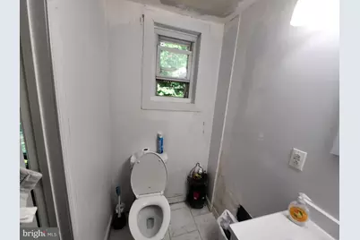 910 N Dukeland Street, Baltimore, MD 21216 - Photo 15