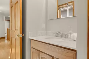 1121 S Clinton St, Baltimore, MD 21224 - Photo 27