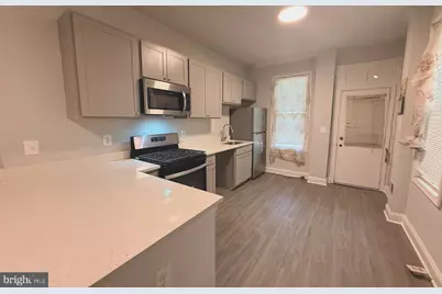 1952 Walbrook Avenue, Baltimore, MD 21217 - Photo 9