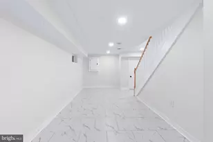 530 E 38th St, Baltimore, MD 21218 - Photo 15