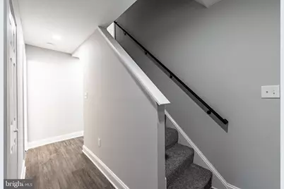 708 W 34th Street, Baltimore, MD 21211 - Photo 21