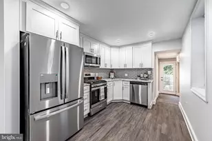 708 W 34th St, Baltimore, MD 21211 - Photo 9