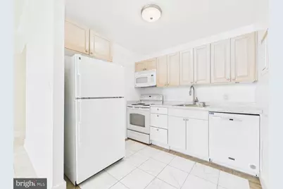 1 E Chase Street #614, Baltimore, MD 21202 - Photo 7