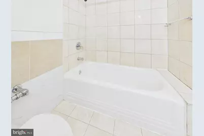 1 E Chase Street #614, Baltimore, MD 21202 - Photo 19