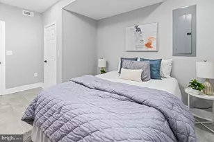 1625 E Lanvale St, Baltimore, MD 21213 - Photo 11
