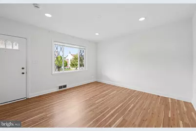 1007 Saint Dunstans Road, Baltimore, MD 21212 - Photo 5