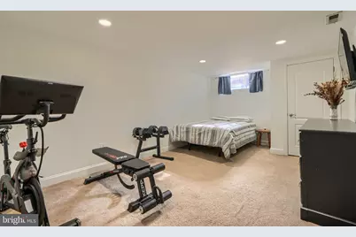 602 S East Avenue, Baltimore, MD 21224 - Photo 33