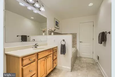 602 S East Avenue, Baltimore, MD 21224 - Photo 27