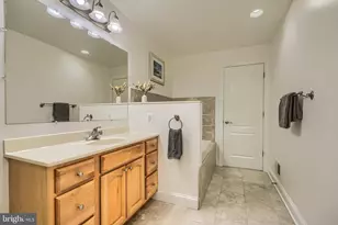 602 S East Ave, Baltimore, MD 21224 - Photo 27