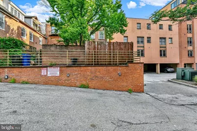 131 W Barre Street W, Baltimore, MD 21201 - Photo 13