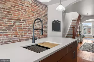 821 S Decker Ave S, Baltimore, MD 21224 - Photo 15