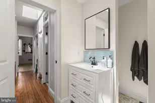 821 S Decker Ave S, Baltimore, MD 21224 - Photo 31