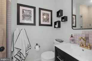 821 S Decker Ave S, Baltimore, MD 21224 - Photo 35