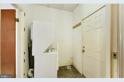 3209 E Lombard Street, Baltimore, MD 21224 - Photo 7
