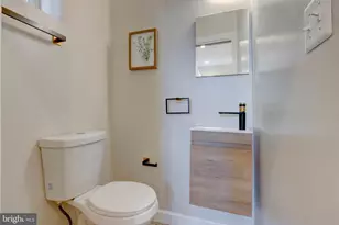 2414 Callow Ave, Baltimore, MD 21217 - Photo 25