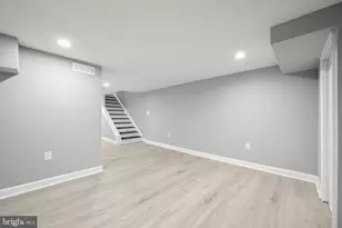 405 S Newkirk St, Baltimore, MD 21224 - Photo 39