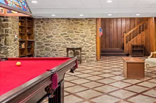 102 Cotswold Rd, Baltimore, MD 21210 - Photo 49