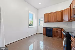 1203 Argyle Ave, Baltimore, MD 21217 - Photo 5