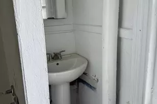 2023 Walbrook Ave, Baltimore, MD 21217 - Photo 25