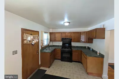 3018 E Larue Square E, Baltimore, MD 21225 - Photo 15