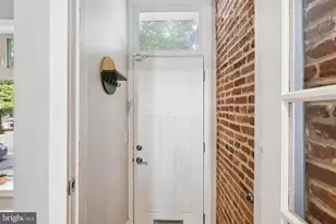 18 N East Ave, Baltimore, MD 21224 - Photo 11