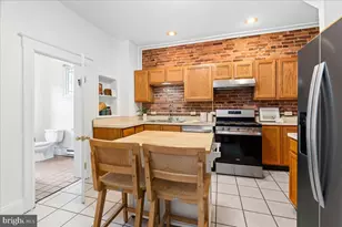 2612 N Calvert St, Baltimore, MD 21218 - Photo 25
