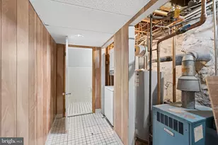 905 N Warwick Ave, Baltimore, MD 21216 - Photo 37